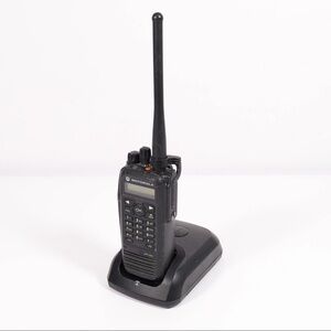 Motorola XPR6550 UHF Digital Two Way Radio with Charger
